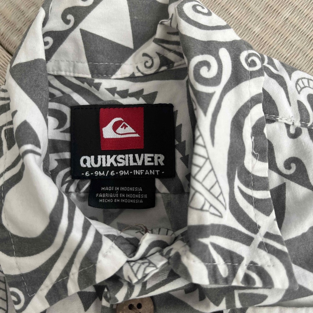 QUIKSILVER(クイックシルバー)のQUICKSILVER シャツ(6〜9m) キッズ/ベビー/マタニティのベビー服(~85cm)(シャツ/カットソー)の商品写真