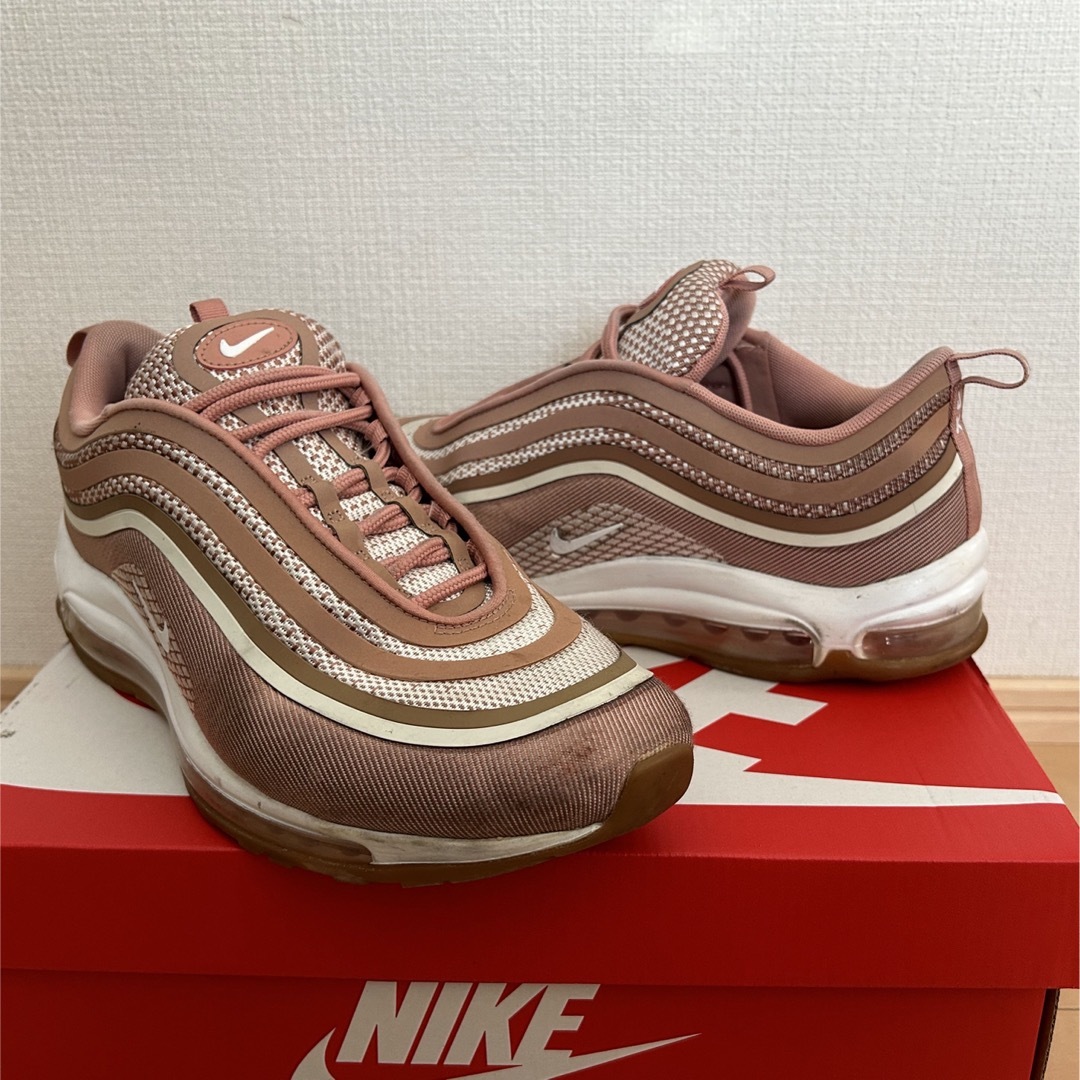 NIKE(ナイキ)の送料無料 NIKE AIR MAX97 ナイキ エアマックス97 ピンク メンズの靴/シューズ(スニーカー)の商品写真