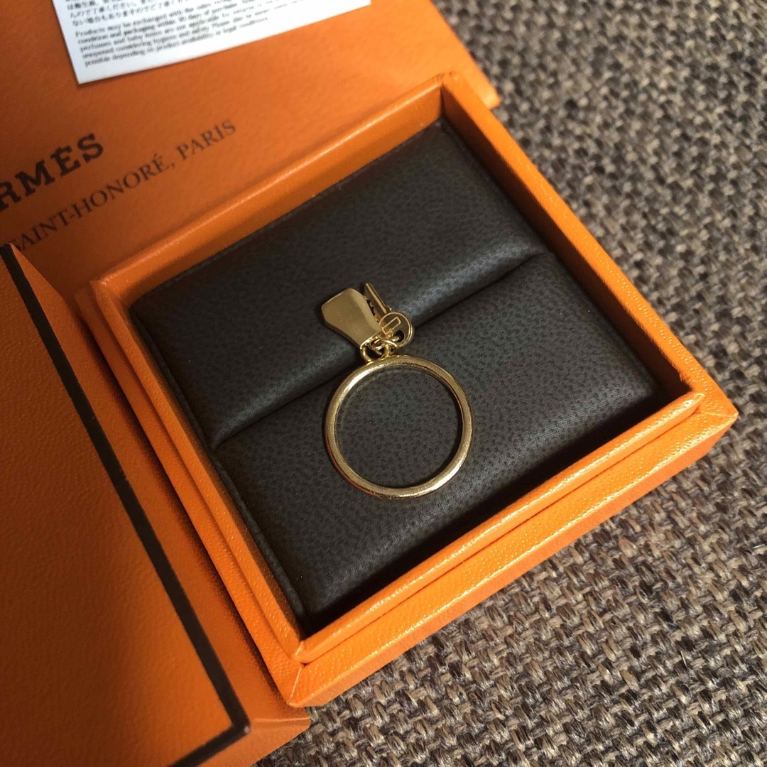 Hermes(エルメス)のHERMES リング 《ケリー・クロシェット》 PM レディースのアクセサリー(リング(指輪))の商品写真