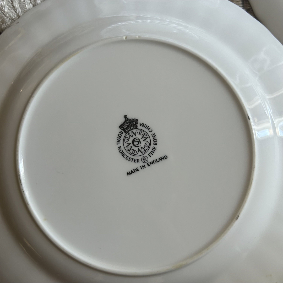 Royal Worcester(ロイヤルウースター)の英国製 ロイヤルウースター Lavinia England  プレート6枚 インテリア/住まい/日用品のキッチン/食器(食器)の商品写真
