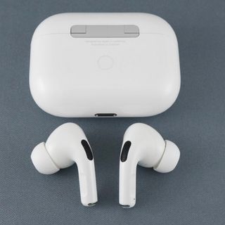 Apple - 新品未使用品Apple純正 airpods充電ケースのみ国内正規品 購入 ...