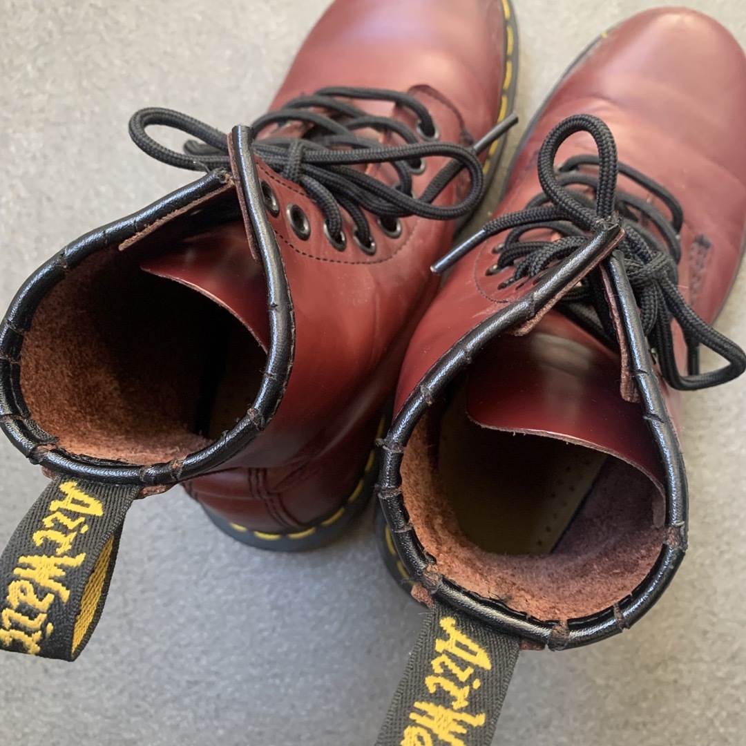 Dr.Martens(ドクターマーチン)のUSED ユーズド　Dr.Martens 8 HOLE BOOT レディースの靴/シューズ(ブーツ)の商品写真