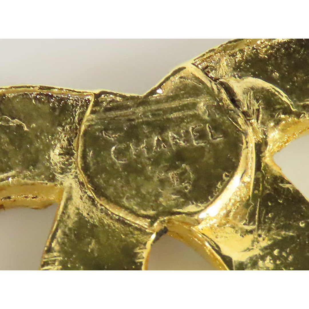 CHANEL(シャネル)の超美品シャネルヴィンテージココマークラインストーンブローチゴールド レディースのアクセサリー(ブローチ/コサージュ)の商品写真