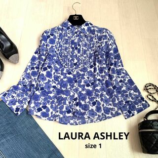 ローラアシュレイ(LAURA ASHLEY)のLAURA ASHLEY ローラアシュレイ　ブラウス　花柄ブラウス　1サイズ(シャツ/ブラウス(長袖/七分))