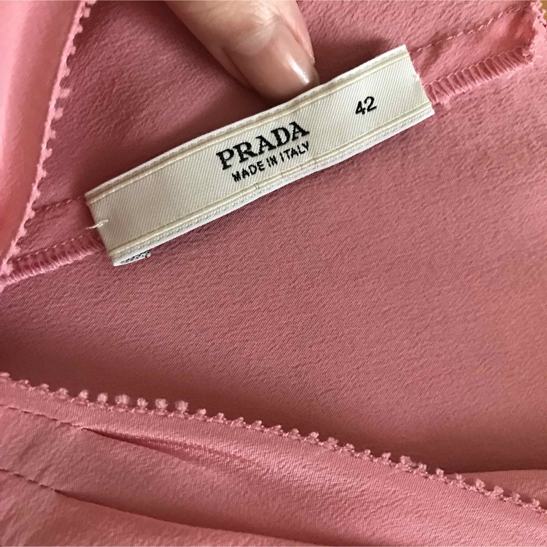 PRADA(プラダ)のPRADA プラダ　シルク　ドレス　プリーツ　ワンピース　ピンク　イタリア製 レディースのワンピース(ロングワンピース/マキシワンピース)の商品写真