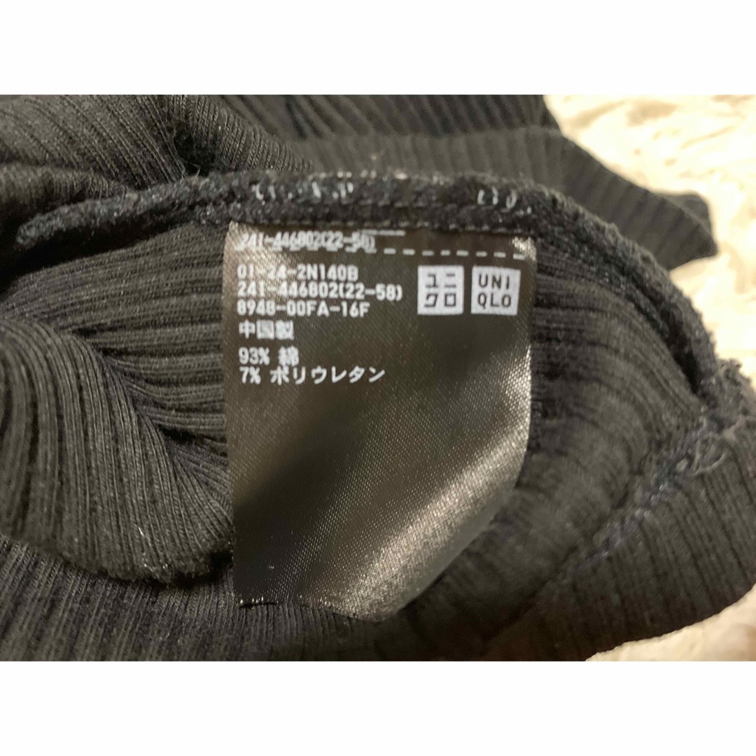 UNIQLO(ユニクロ)の【美品】ユニクロ　レディース　クロップドTシャツ（半袖）黒 レディースのトップス(Tシャツ(半袖/袖なし))の商品写真