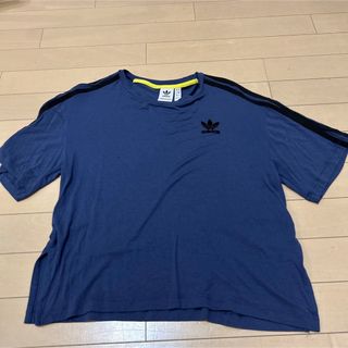 アディダス(adidas)のadidasTシャツ(Tシャツ(半袖/袖なし))