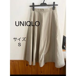 ユニクロ(UNIQLO)のUNIQLO  フレアスカート　ベージュ(ロングスカート)