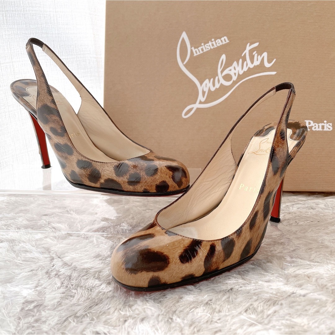 Christian Louboutin(クリスチャンルブタン)のルブタン　ストラップ　ポイントトゥ　ハイヒール　サンダル　パンプス　靴　美品 レディースの靴/シューズ(ハイヒール/パンプス)の商品写真