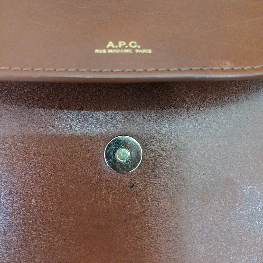 アーペーセー A.P.C. ジュネーブ ショルダーバッグ ブラウン
