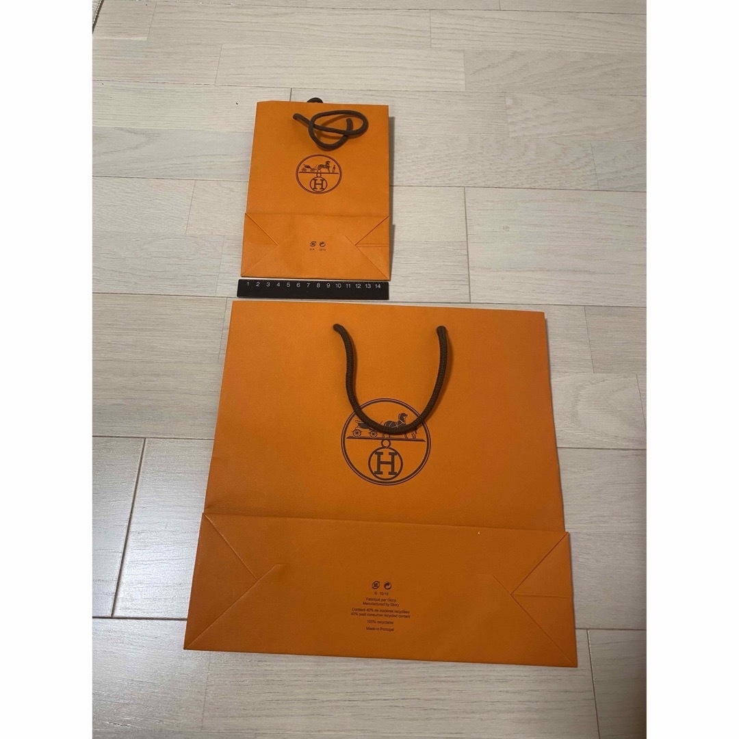 Hermes(エルメス)のHERMES ショッパー　紙袋3枚組　 レディースのバッグ(ショップ袋)の商品写真