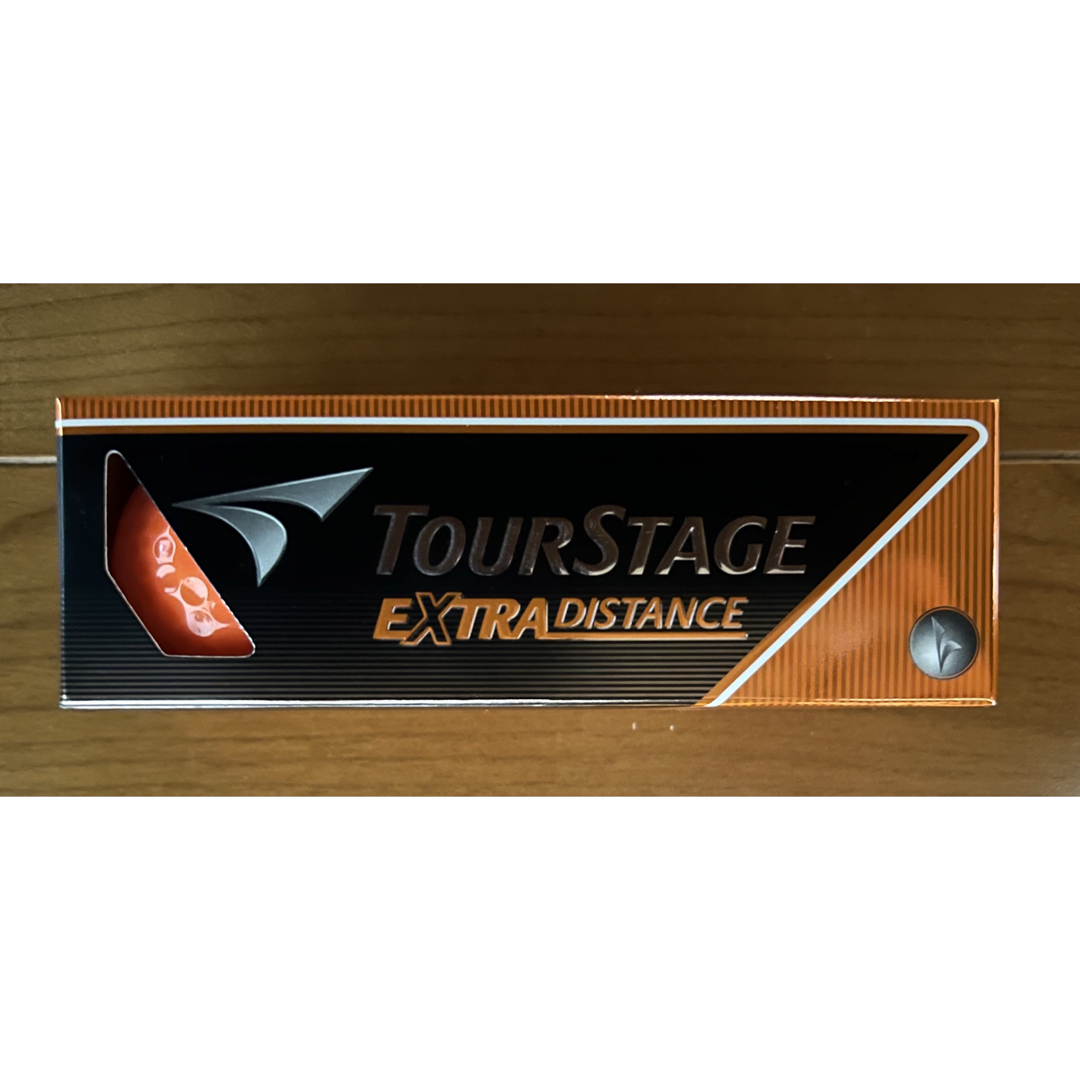 TOURSTAGE(ツアーステージ)のTOUR STAGE EXTRA DISTANCE オレンジ　ゴルフボール 3個 スポーツ/アウトドアのゴルフ(その他)の商品写真