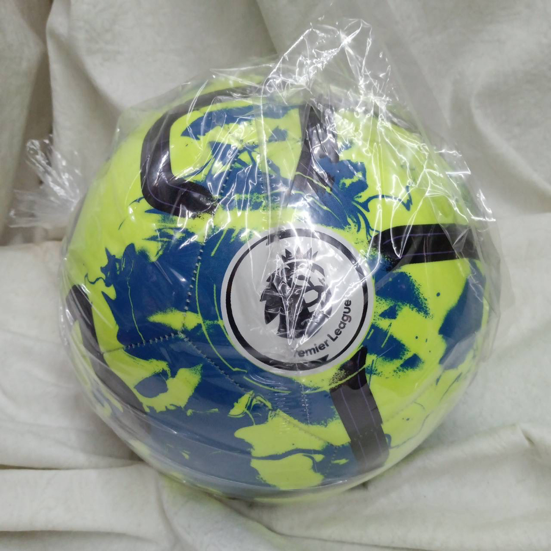 NIKE(ナイキ)のNIKEサッカーボール４号 ナイキサッカーボール  ジュニアサッカーボール スポーツ/アウトドアのサッカー/フットサル(ボール)の商品写真