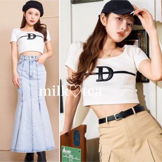 新品タグ付き ダーリッチ Dロゴコンパクトトップス Tシャツ ホワイト 白