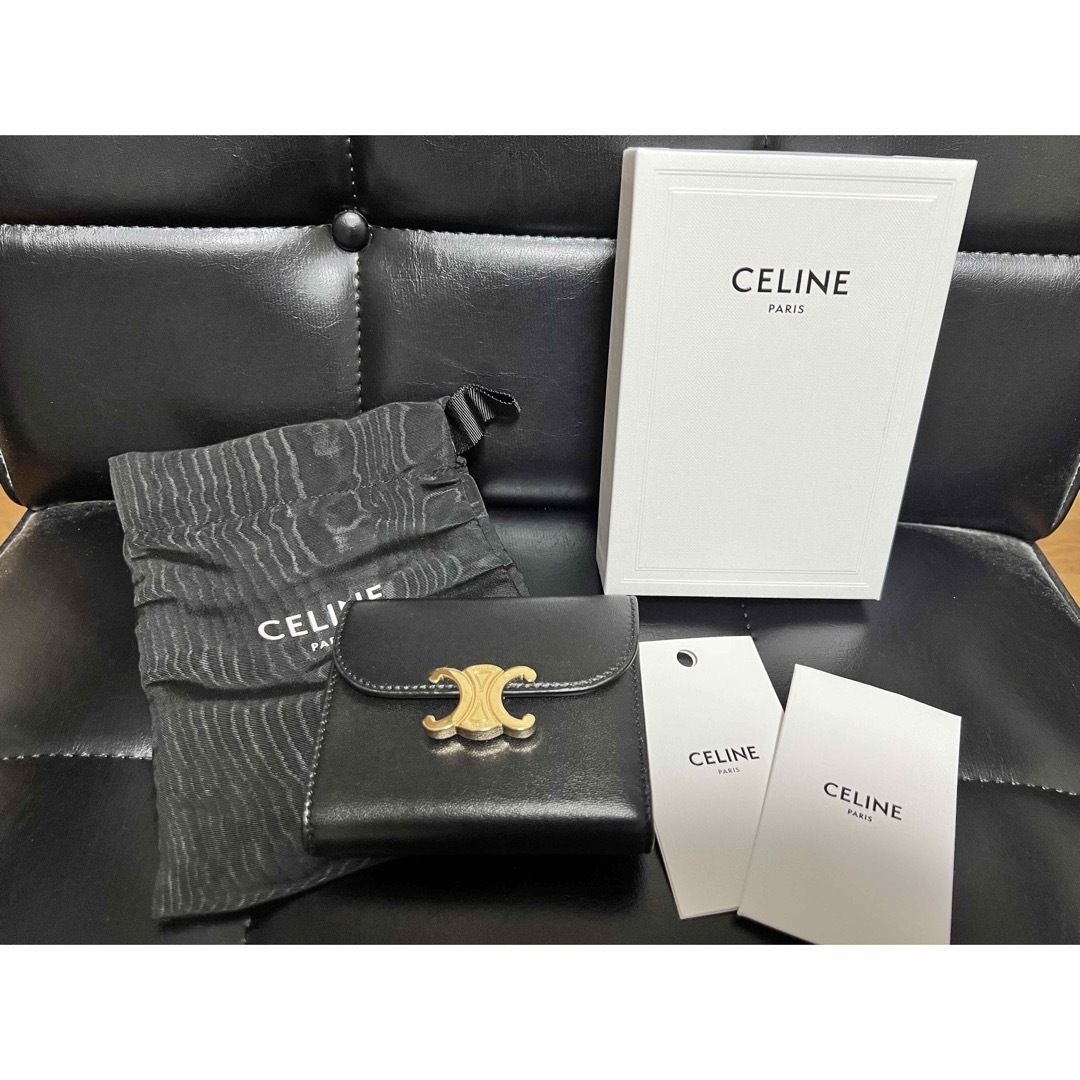 最終値下げ 美品CELINE トリオンフ スモールフラップ 三つ折り財布