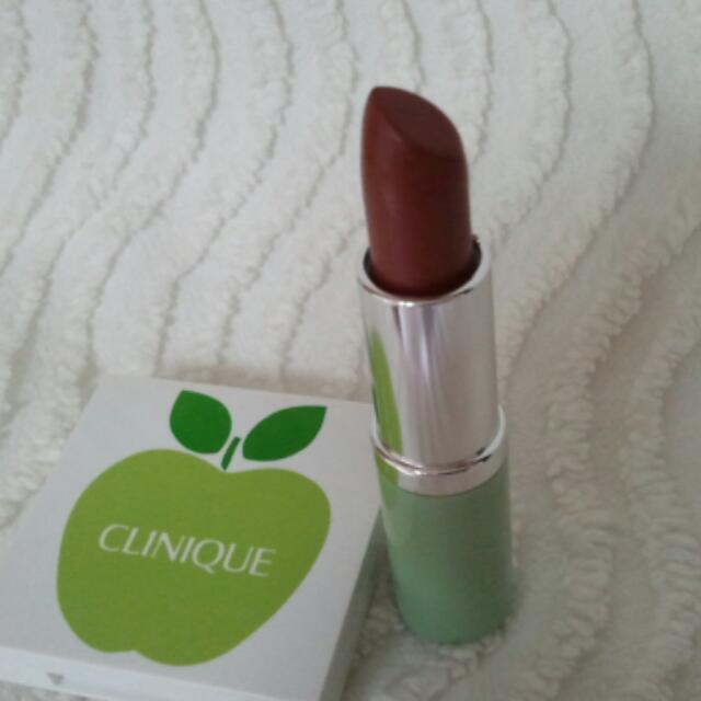 CLINIQUE(クリニーク)のCLINIQUE メイクセット コスメ/美容のベースメイク/化粧品(その他)の商品写真