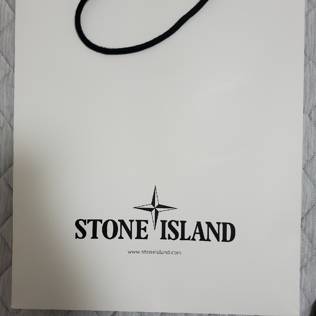 STONE ISLAND(ストーンアイランド)のstoneisland 新品未使用 メンズのトップス(パーカー)の商品写真