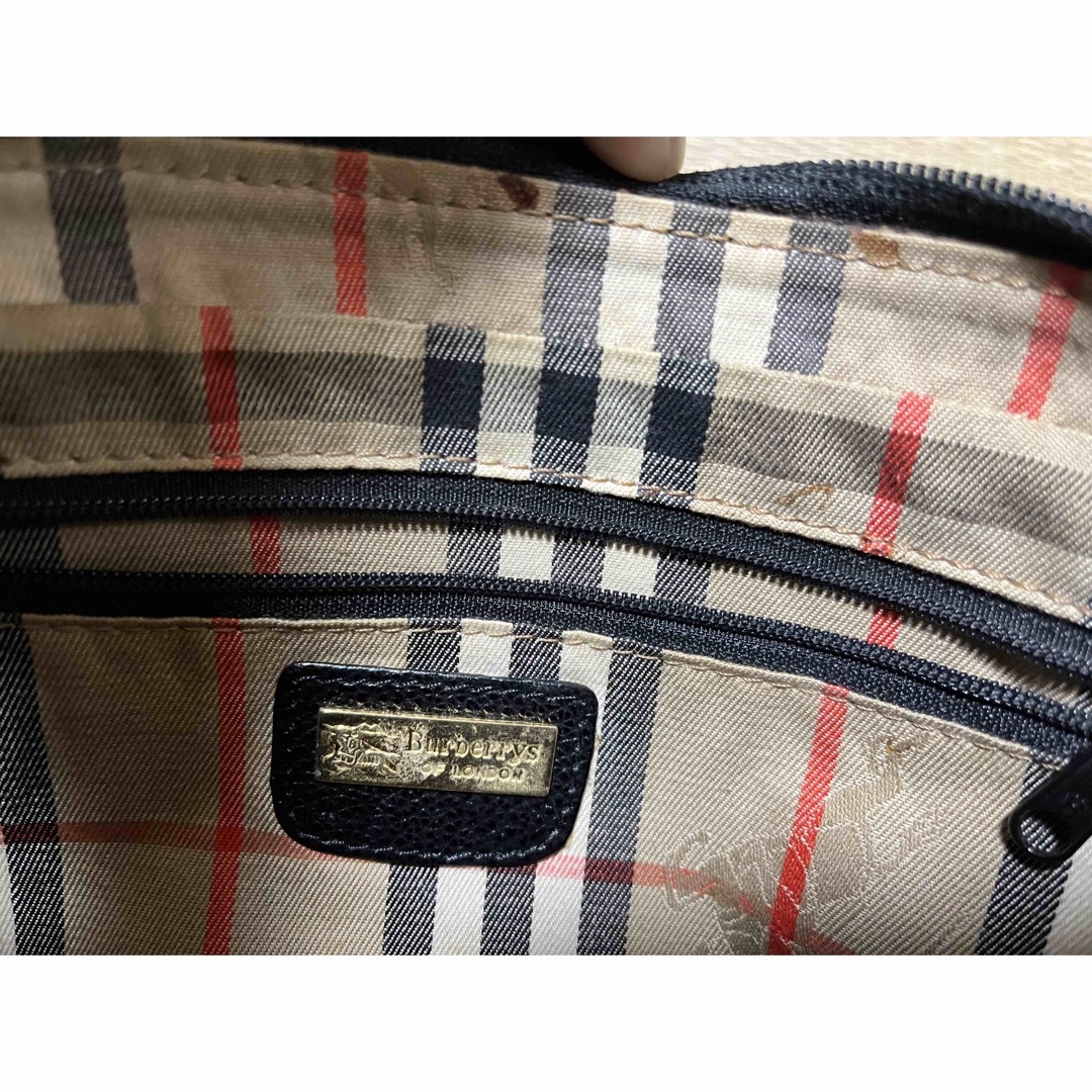 BURBERRY - バーバリー クラッチバッグの通販 by onhk|バーバリーなら