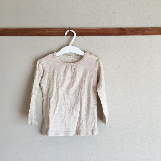 MUJI (無印良品)(ムジルシリョウヒン)のみみぃさん専用 無印良品 長袖Tシャツ 90 キッズ/ベビー/マタニティのキッズ服女の子用(90cm~)(Tシャツ/カットソー)の商品写真