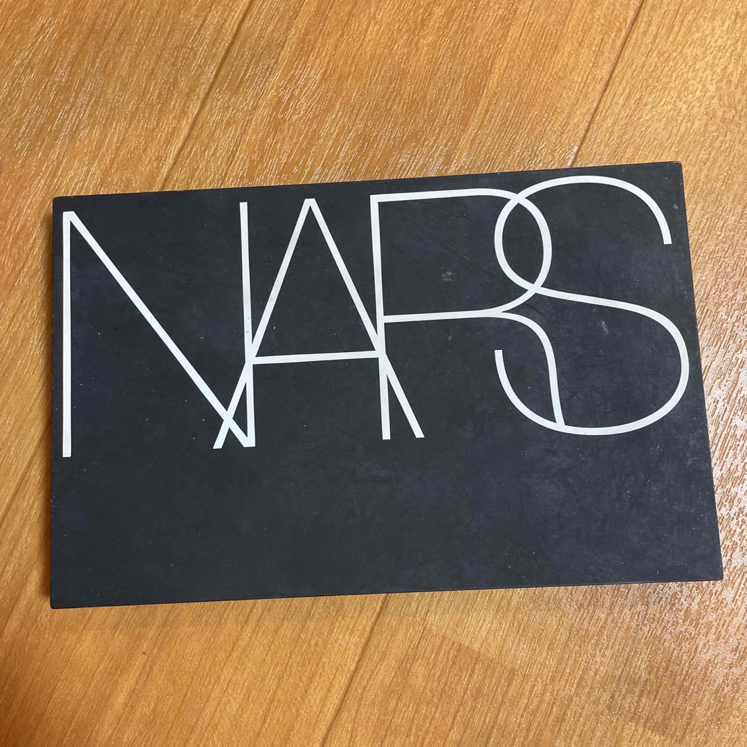 NARS メーキャップユアマインド アイ&チークパレット