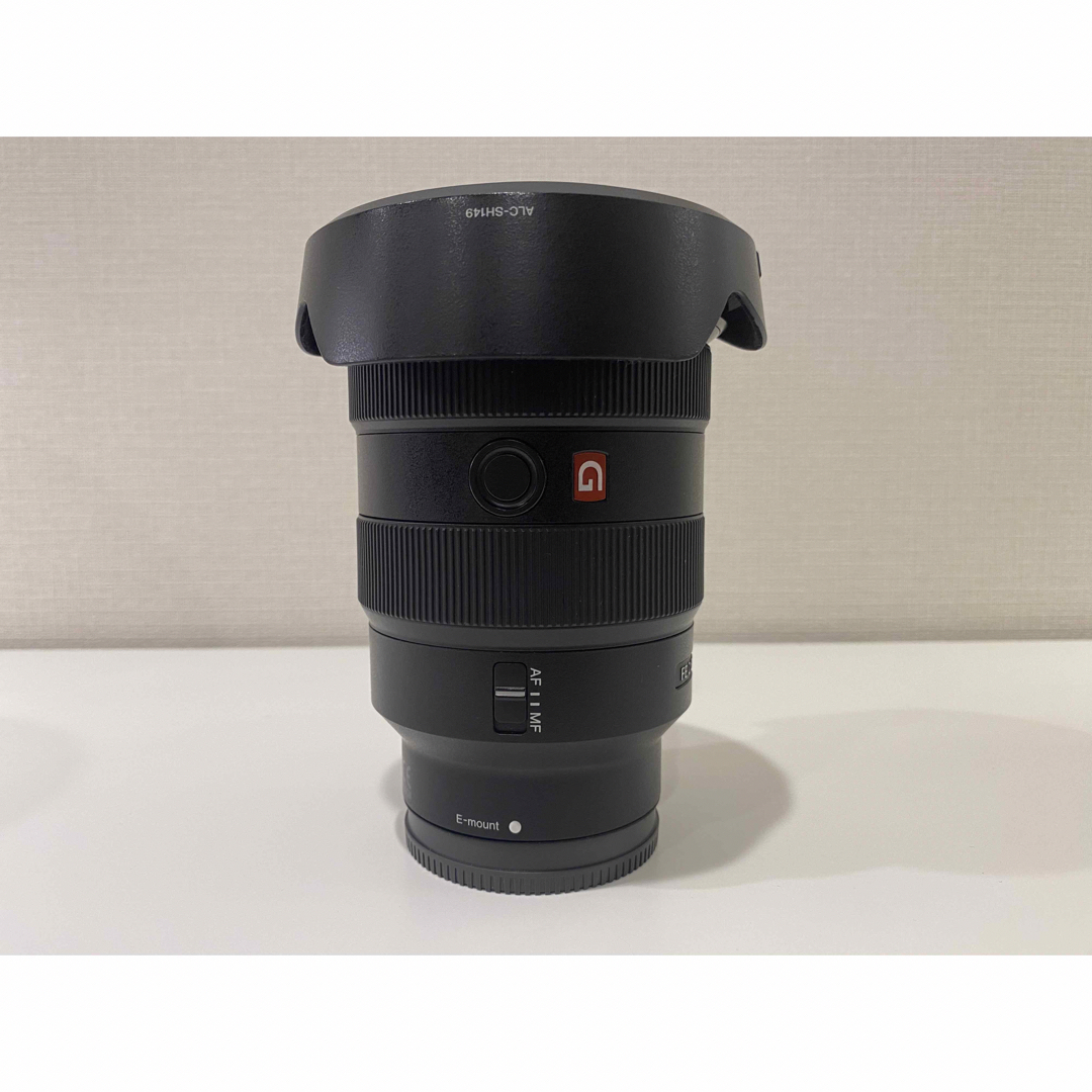 SONY(ソニー)の【美品】SEL1635GM   FE 16-35mm F2.8 GM  SONY スマホ/家電/カメラのカメラ(レンズ(ズーム))の商品写真