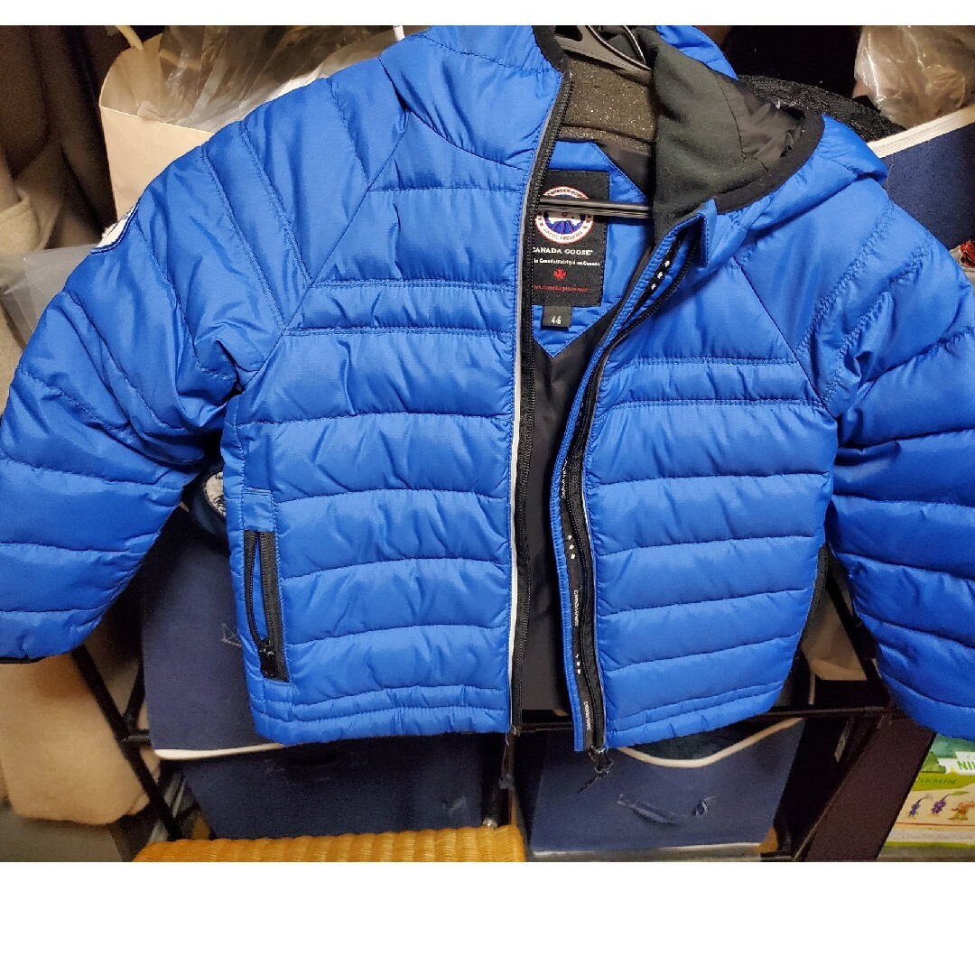 CANADA GOOSE(カナダグース)の《大幅値下げ中》《最終値下げ》キッズ　カナダグース キッズ/ベビー/マタニティのキッズ服男の子用(90cm~)(ジャケット/上着)の商品写真