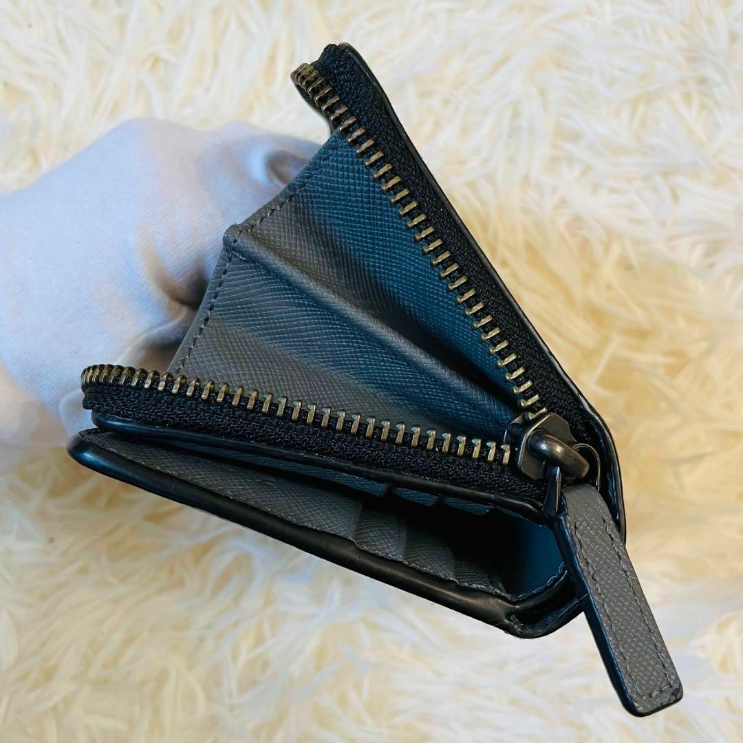 未使用級*agnes b. 長財布 ロゴ金具 ジップ 大容量 レザー グレー 未使用級*agnes b. 長財布 ロゴ金具 ジップ 大容量 レザー グレー