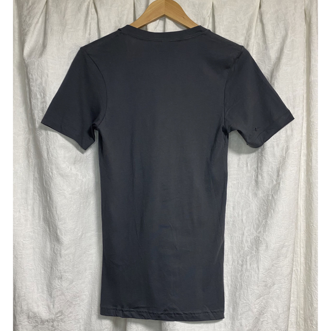 American Apparel(アメリカンアパレル)のアメリカンアパレル 深Vネック Tシャツ グレー Sサイズ 新品未使用 メンズのトップス(Tシャツ/カットソー(半袖/袖なし))の商品写真