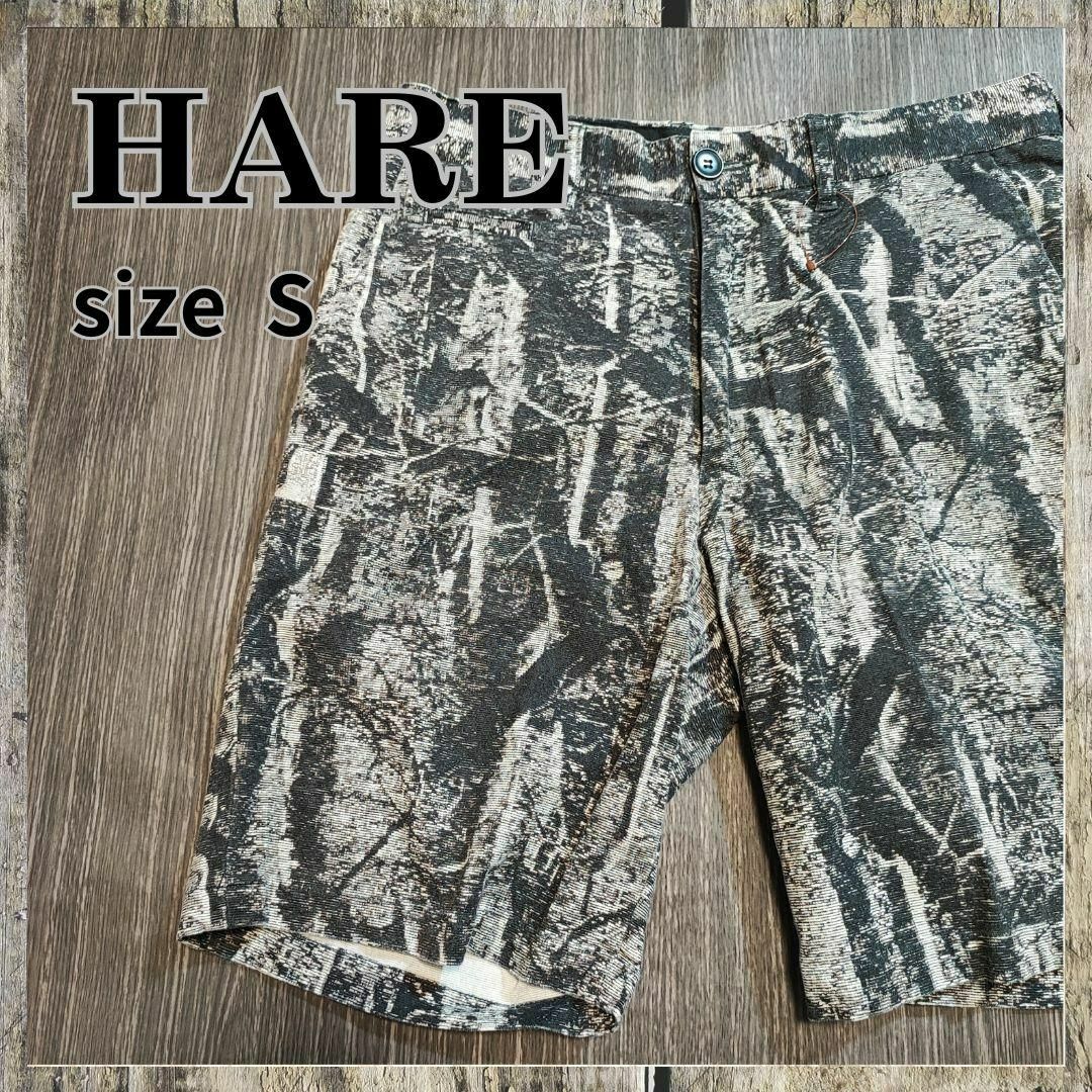 HARE(ハレ)のHARE【S】ショート丈　パンツ　カモ柄　総柄　グレー メンズのパンツ(ショートパンツ)の商品写真