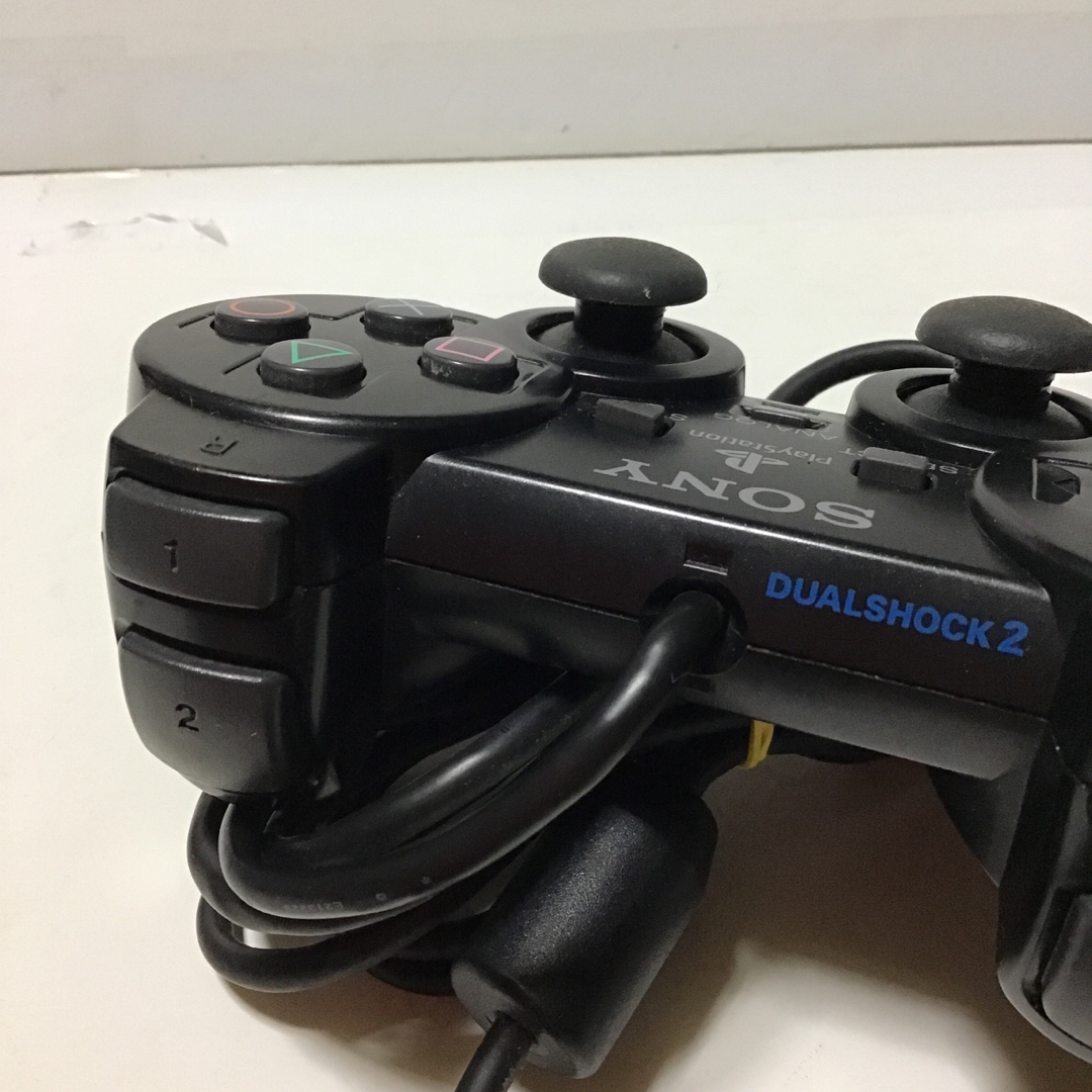 PlayStation2 デュアルショック2 動作品　美品‼︎ ブラック　52 エンタメ/ホビーのゲームソフト/ゲーム機本体(その他)の商品写真