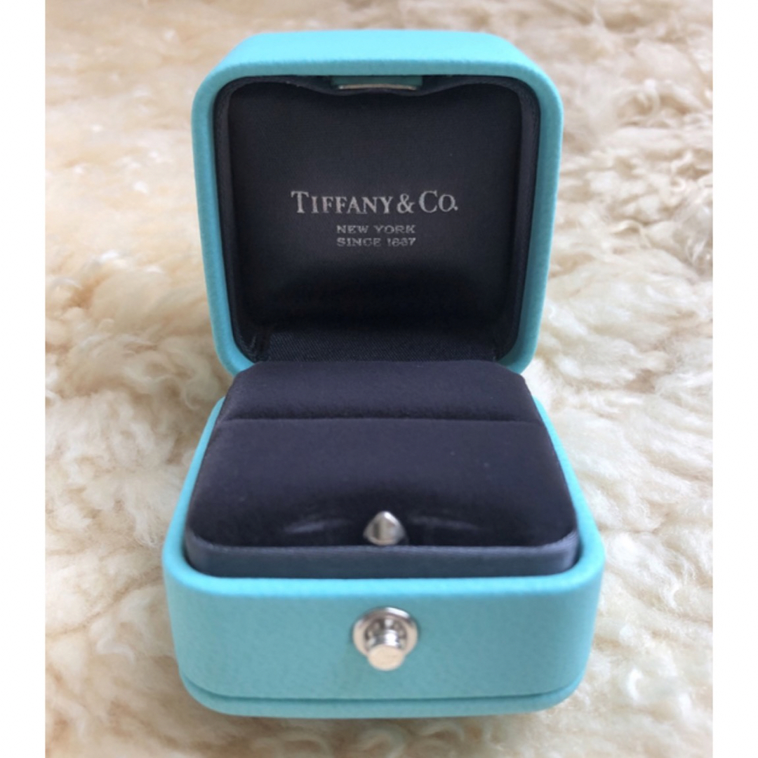 Tiffany & Co.(ティファニー)のティファニーブルーボックス(新品) インテリア/住まい/日用品のインテリア小物(小物入れ)の商品写真