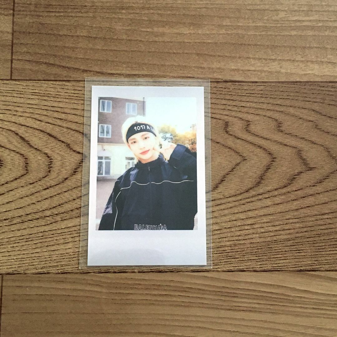 Stray Kids 予約特典 POLAROID ポラロイド ヒョンジン ジニの通販 by ...