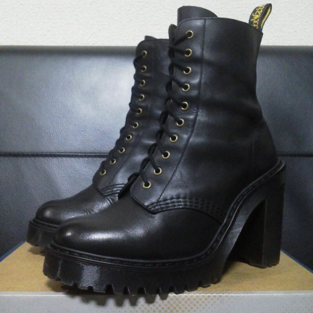 Dr.Martens(ドクターマーチン)のDr.Martens KENDRA UK5 黒 厚底 ヒールブーツ 10ホール レディースの靴/シューズ(ブーツ)の商品写真