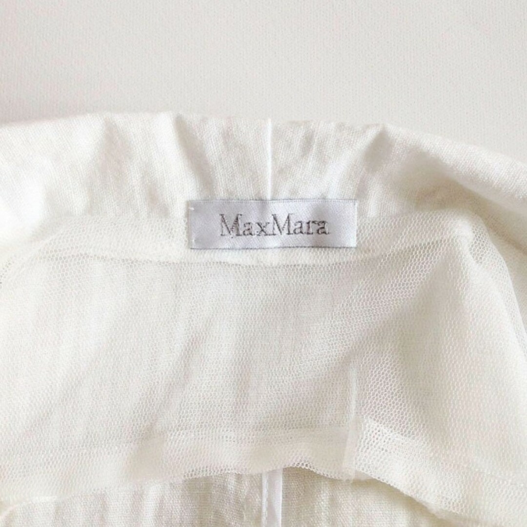 Max Mara(マックスマーラ)のMAX MARA サマージャケット 麻 白タグ 最高級 新品未使用 36 レディースのジャケット/アウター(テーラードジャケット)の商品写真