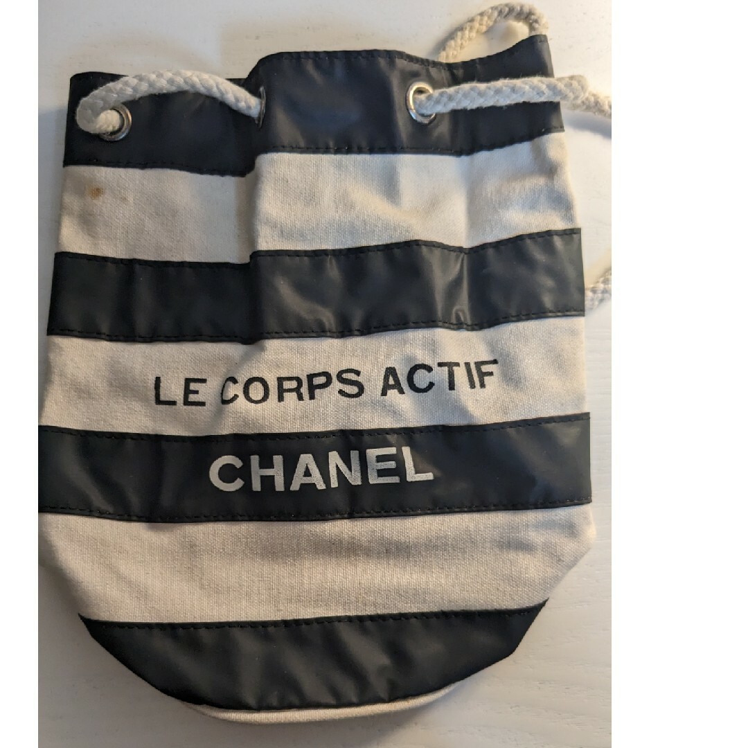 CHANEL(シャネル)のCHANEL　シャネル　ノベルティバッグ レディースのバッグ(リュック/バックパック)の商品写真