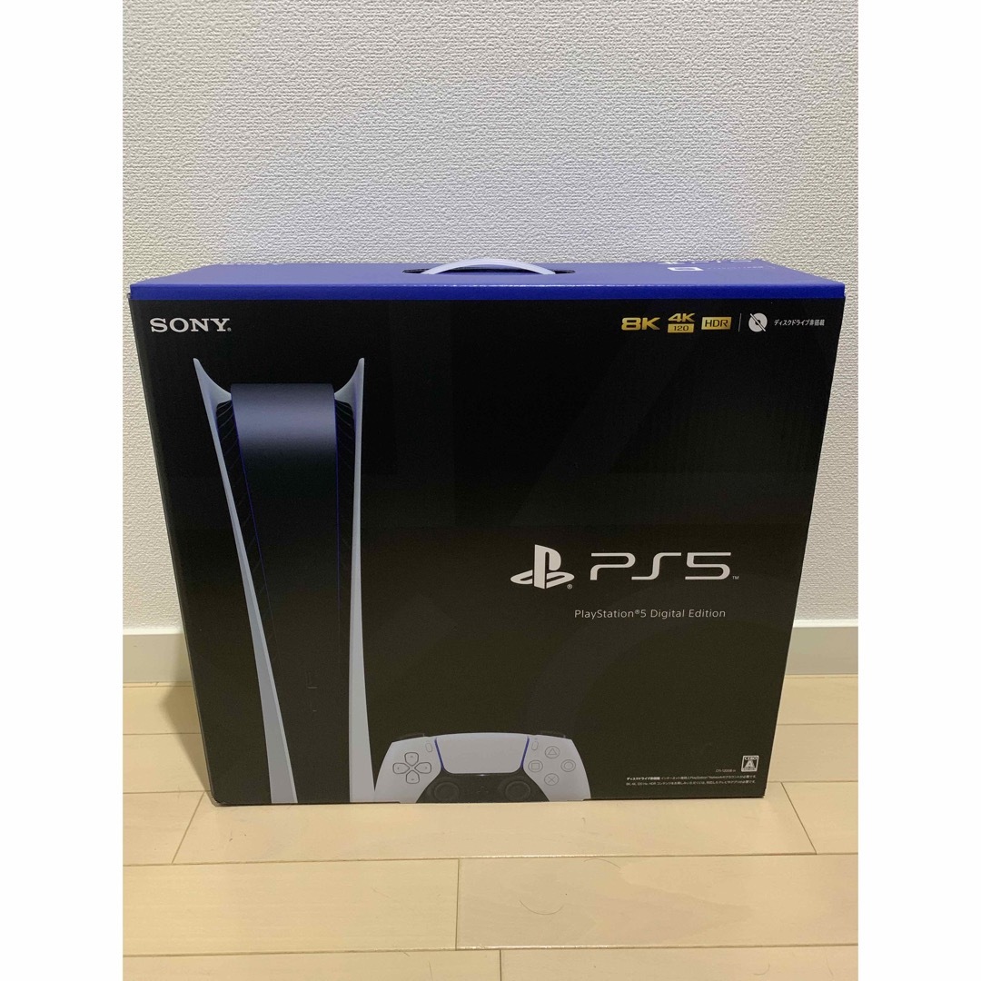 SONY(ソニー)のPlayStation 5 デジタル・エディション (CFI-1200B01) エンタメ/ホビーのゲームソフト/ゲーム機本体(家庭用ゲーム機本体)の商品写真