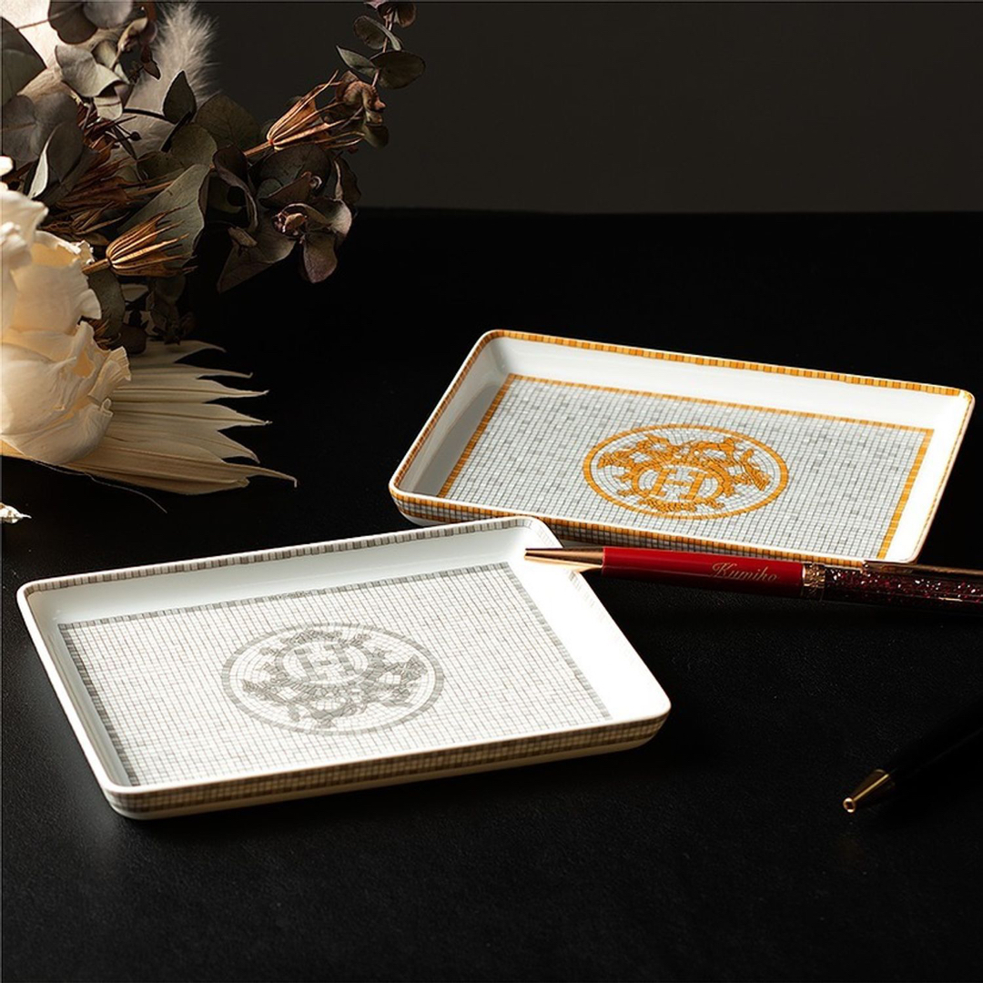 HERMES - 【新品・未開封品】エルメス モザイク ゴールド トレー HERMES - 【新品・未開封品】エルメス モザイク ゴールド トレー
