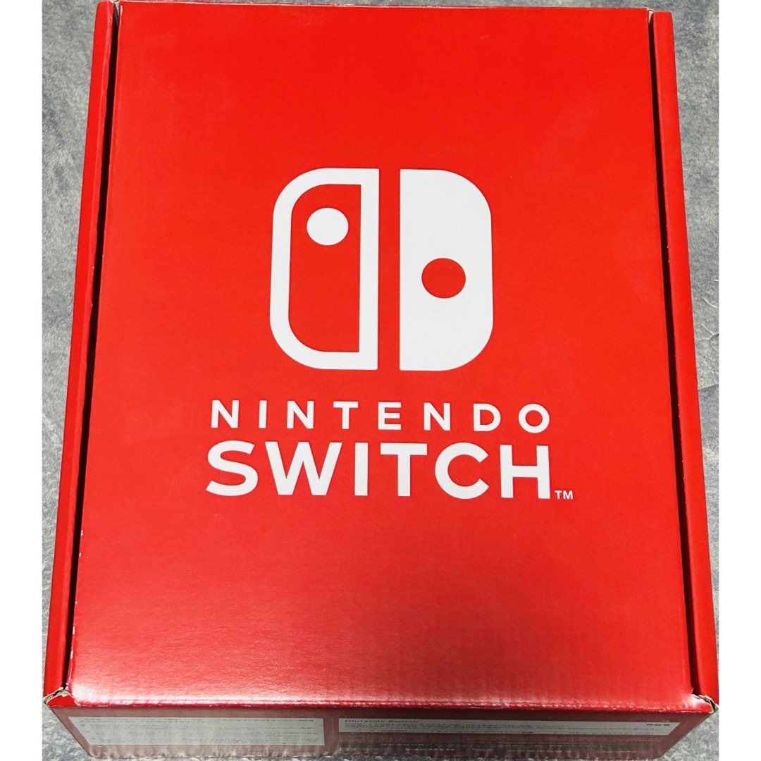 Nintendo Switch(ニンテンドースイッチ)の新型ニンテンドースイッチ 有機EL グレー エンタメ/ホビーのゲームソフト/ゲーム機本体(家庭用ゲーム機本体)の商品写真