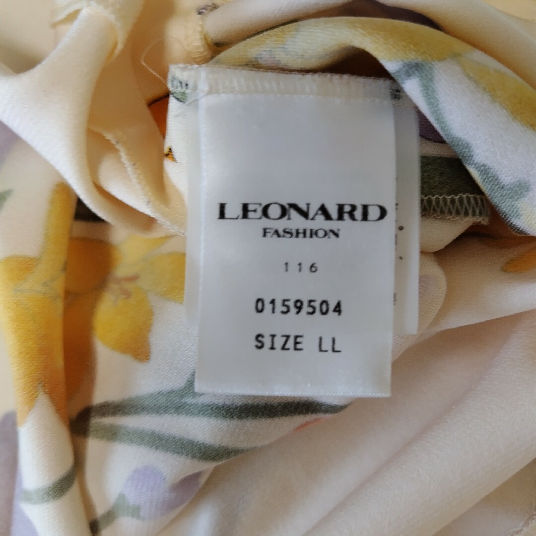 LEONARD(レオナール)の美品　レオナールチュニックＬＬ レディースのトップス(チュニック)の商品写真