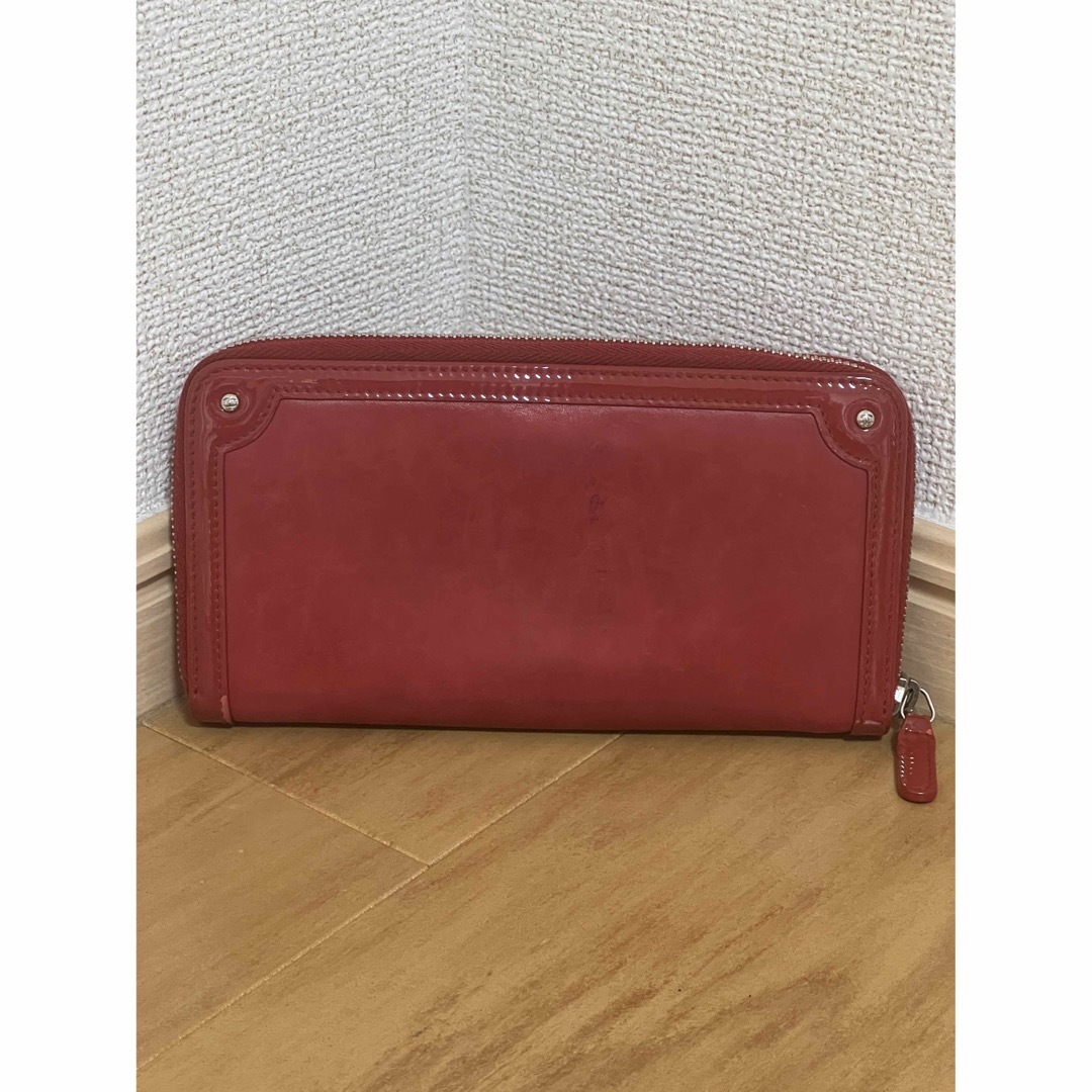 シャネル マドモアゼル ラウンド長財布 赤 ココマーク CHANEL-