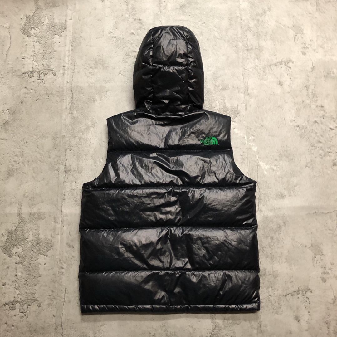 THE NORTH FACE(ザノースフェイス)のザノースフェイス　600フィル　ダウンベスト　メンズS　ヌプシ メンズのジャケット/アウター(ダウンベスト)の商品写真