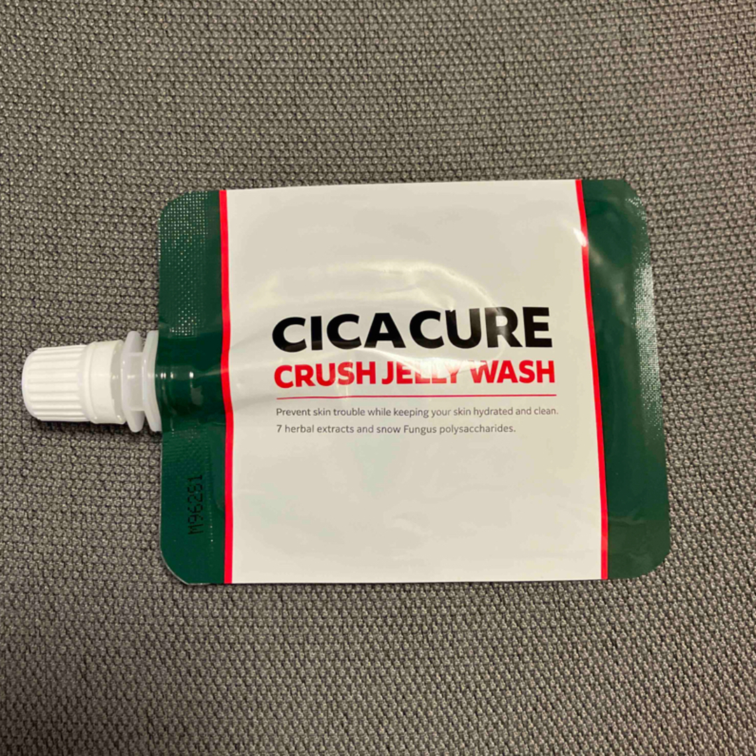 CICA CURE シカキュア クラッシュジェリーウォッシュ コスメ/美容のスキンケア/基礎化粧品(洗顔料)の商品写真