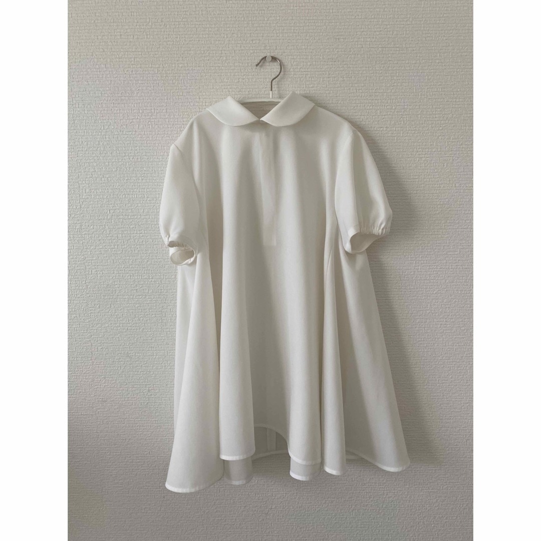 ヨリ　yori サラサラ襟付きブラウス　38 レディースのトップス(シャツ/ブラウス(半袖/袖なし))の商品写真