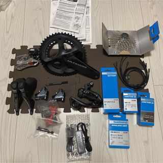 なんと新品 SHIMANO ULTEGRA di2 R8070 8050