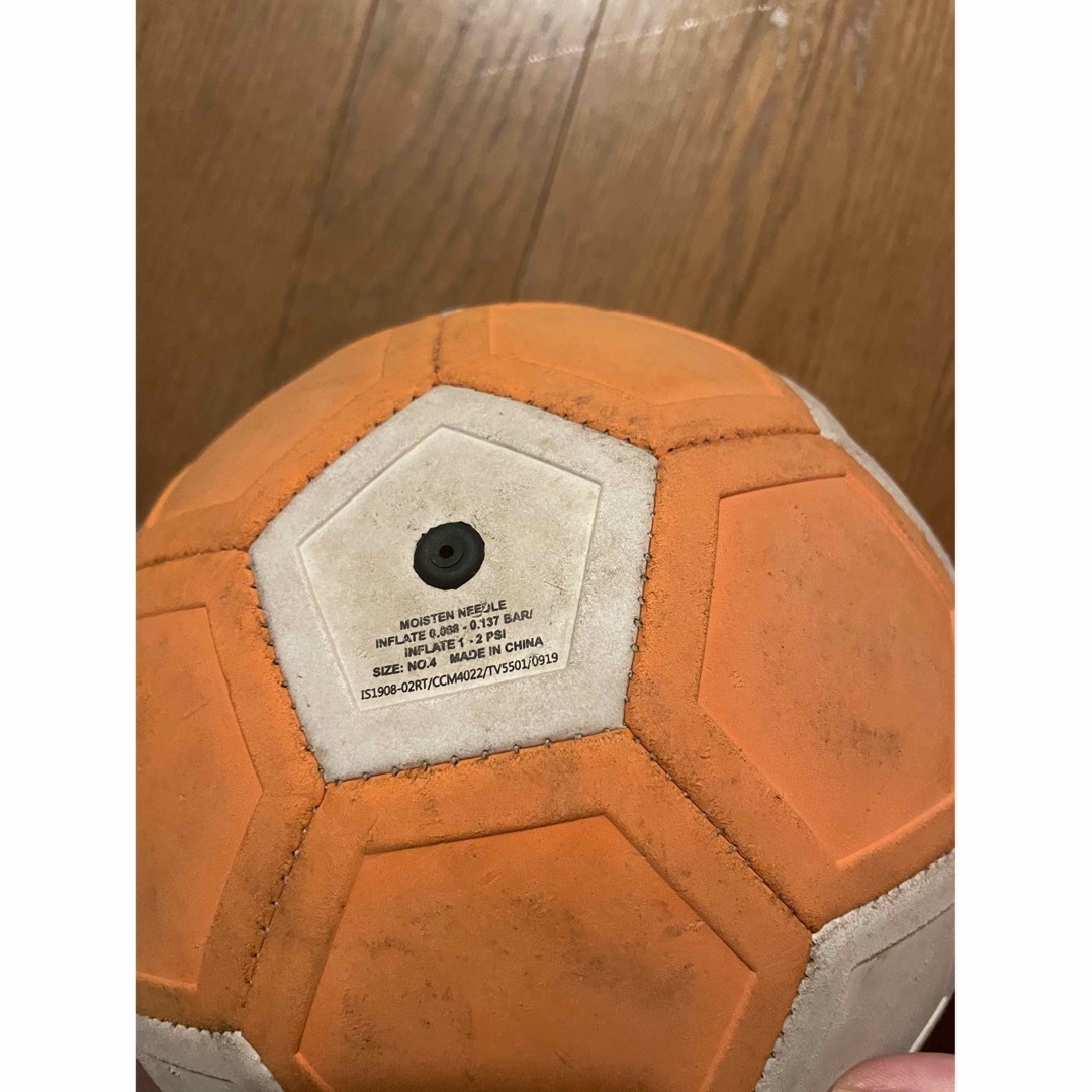 キッカーボール　中古品 スポーツ/アウトドアのサッカー/フットサル(ボール)の商品写真