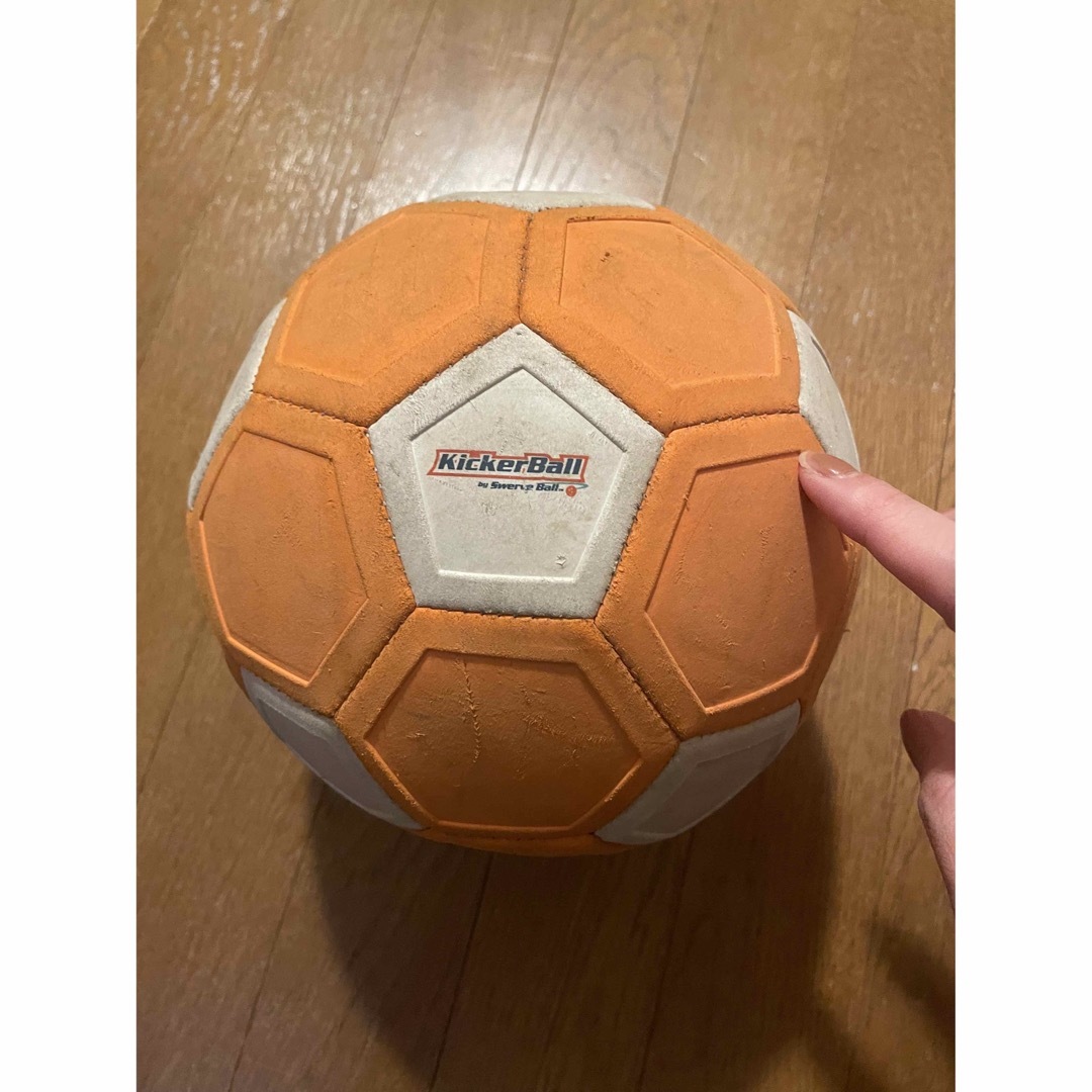 キッカーボール　中古品 スポーツ/アウトドアのサッカー/フットサル(ボール)の商品写真