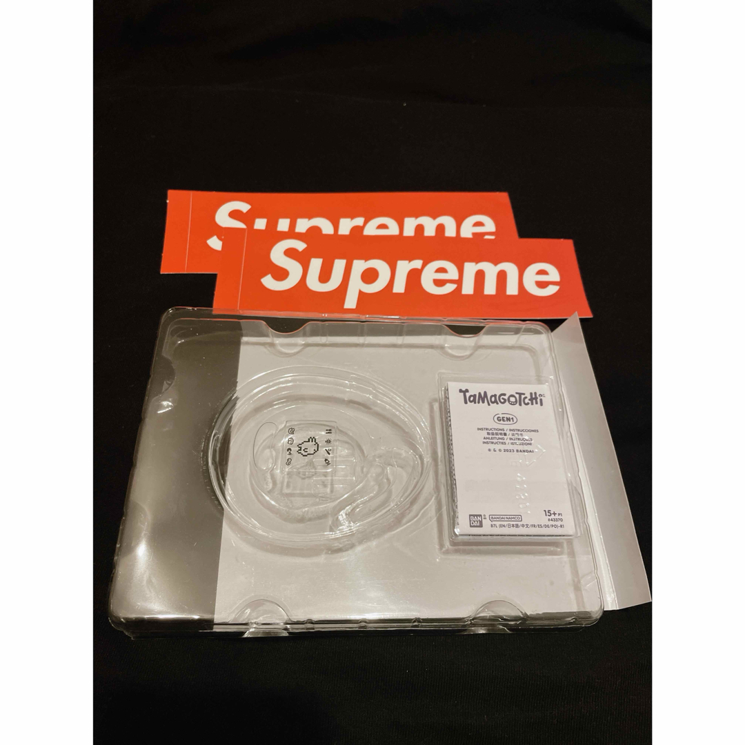 Supreme - 送料無料☆ほぼ新品 supreme たまごっち ステッカー付きの