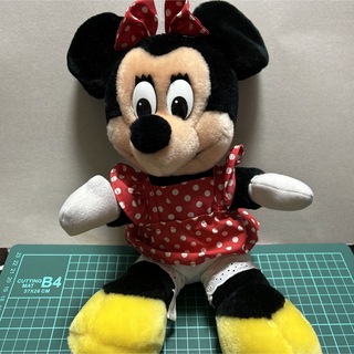 ディズニー(Disney)のミニーマウス　ぬいぐるみ(キャラクターグッズ)