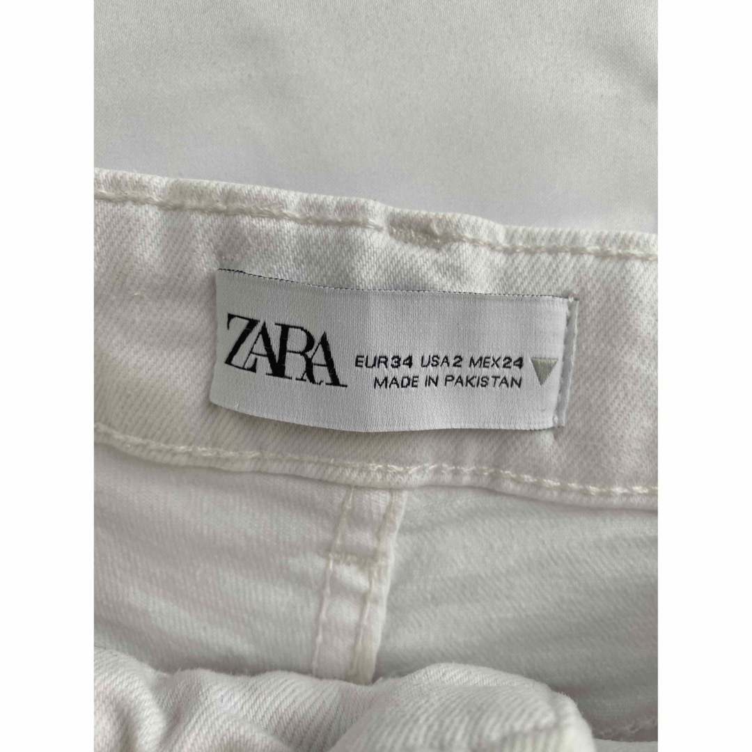 ZARA(ザラ)のZARA デニムパンツ レディースのパンツ(デニム/ジーンズ)の商品写真