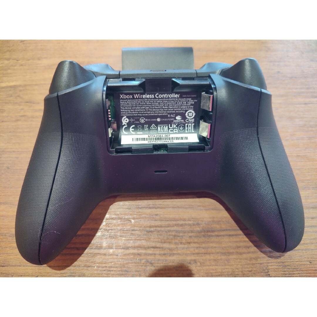 マイクロソフト Xbox ワイヤレス コントローラー (カーボン ブラック)
